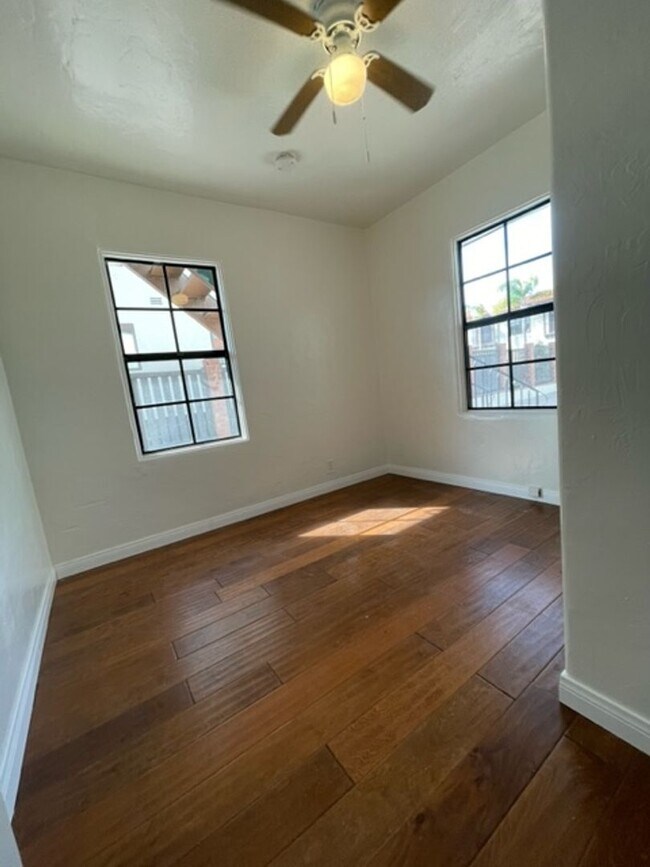 Building Photo - Charming 2-Bedroom Bungalow in the Heart o...