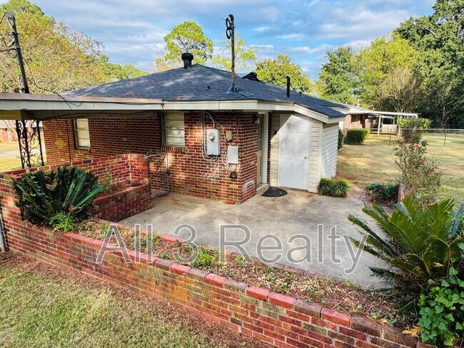 Building Photo - 3508 Cottonwood Dr