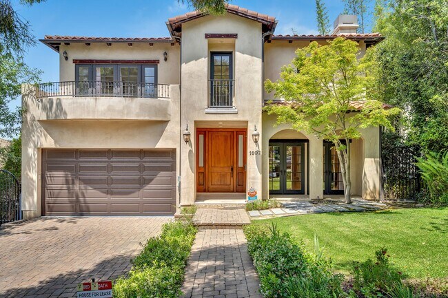 Building Photo - GORGEOUS 7 BED 6.5 BATH FOR LEASE IN BEVER...
