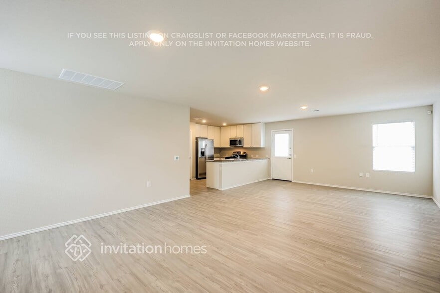 Building Photo - 13435 Ashworth Blvd