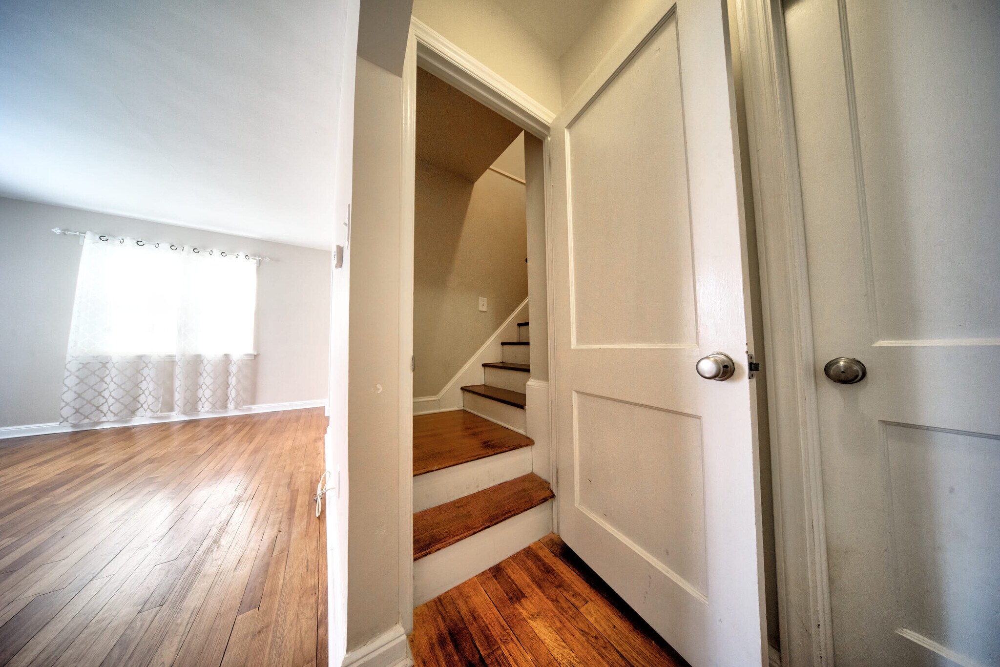 Stairs - 1604 Clearview Rd