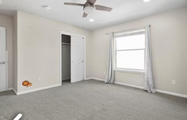 Building Photo - Stunning & Elegant Home in Forest Creek with Spacious Living & Prime Location