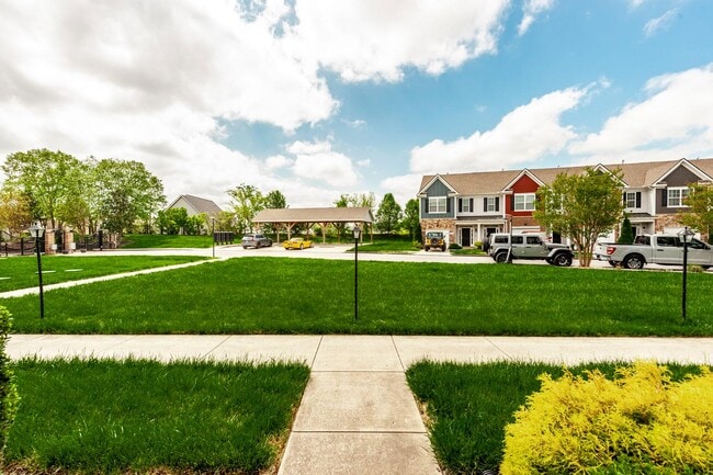 Building Photo - 342 Manor Row