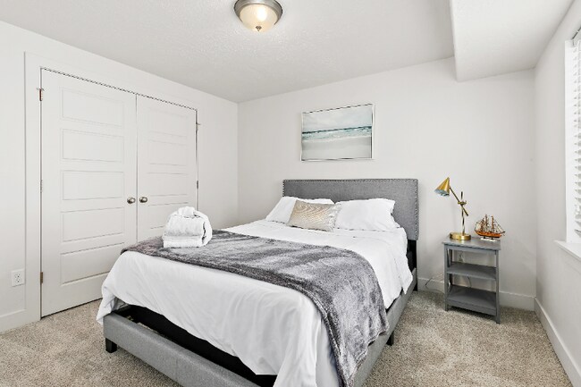 Building Photo - 9721 Fira Ln