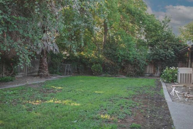Building Photo - 7379 Durfee Way
