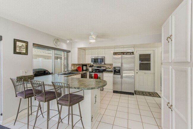 Building Photo - $500 Move-In Special – Limited Time!