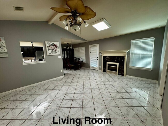 Building Photo - 8514 Red Willow Dr