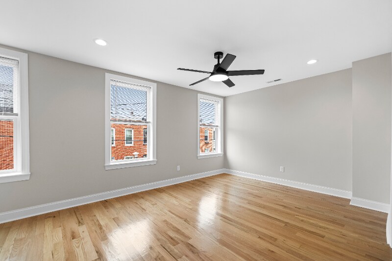 Building Photo - 1439 Haubert St