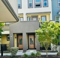 Building Photo - 1462 Cherry Cir