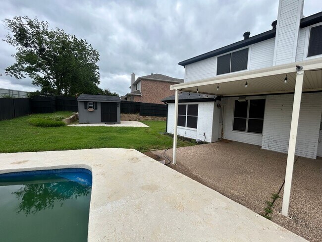 Building Photo - 3712 Mitchell Ct