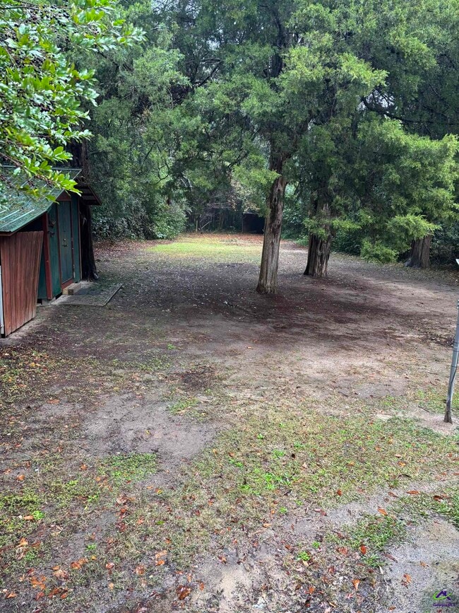 Building Photo - 122 Tinker Blvd