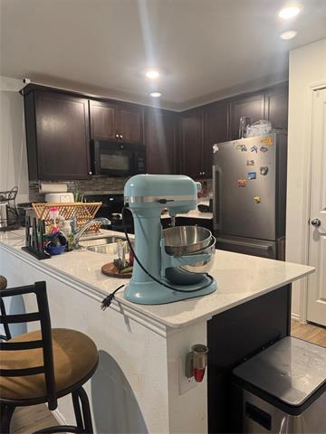 Building Photo - 612 Dashwood Dr