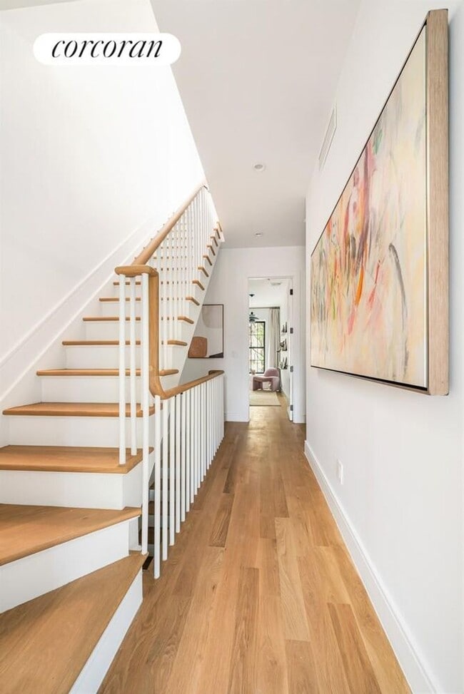 Building Photo - 158 W 136th St
