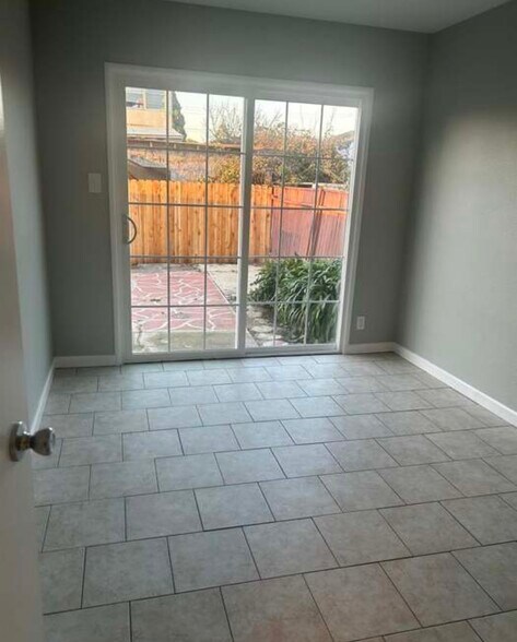 Building Photo - 3817 Florida Ave