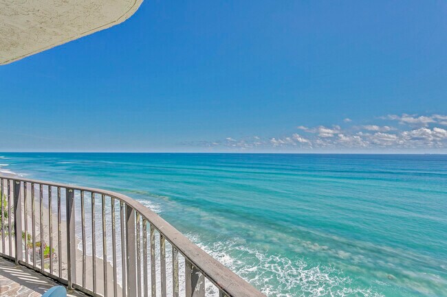 Building Photo - 5420 N Ocean Dr