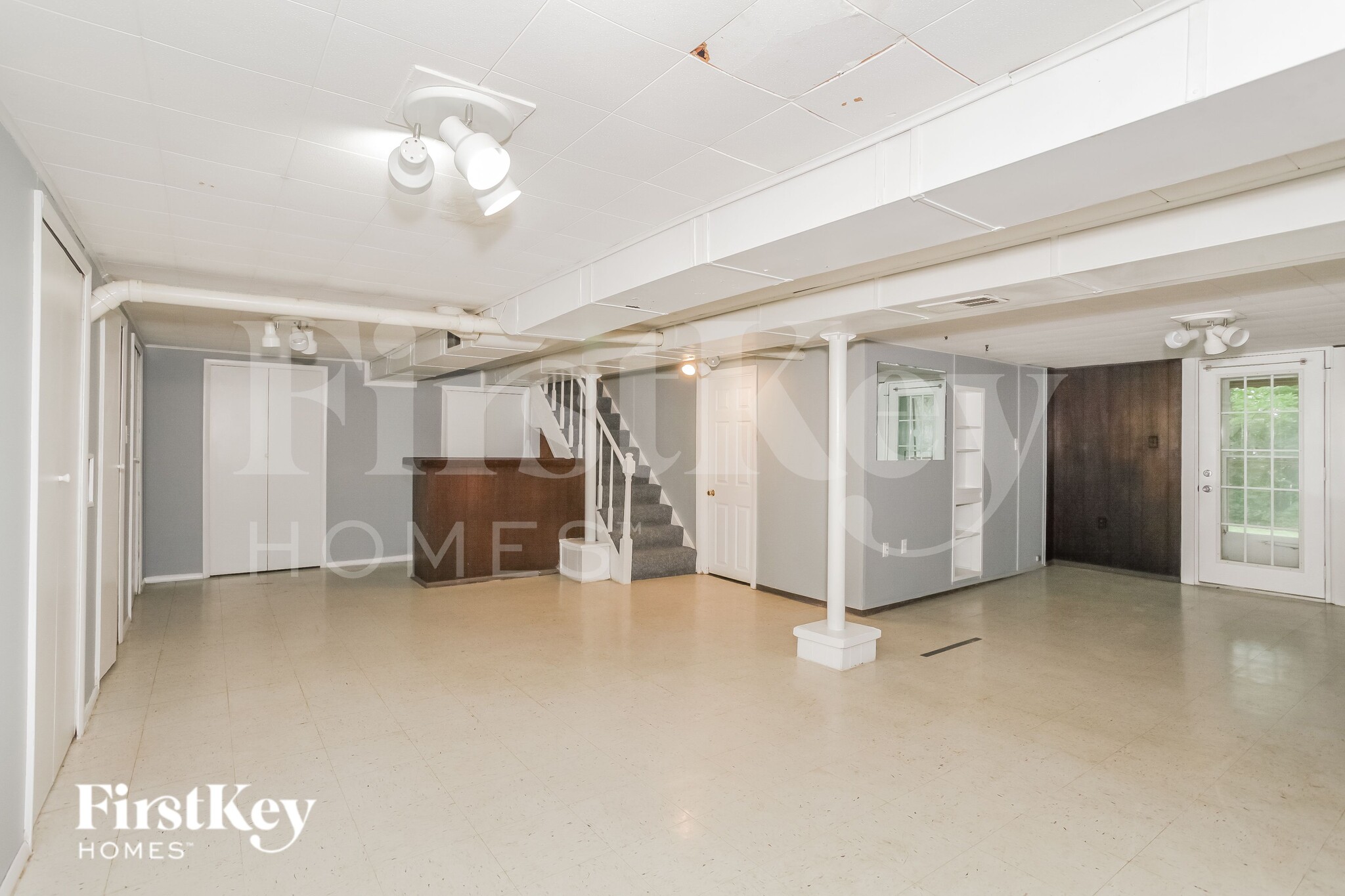 Building Photo - 280 Genoma Dr