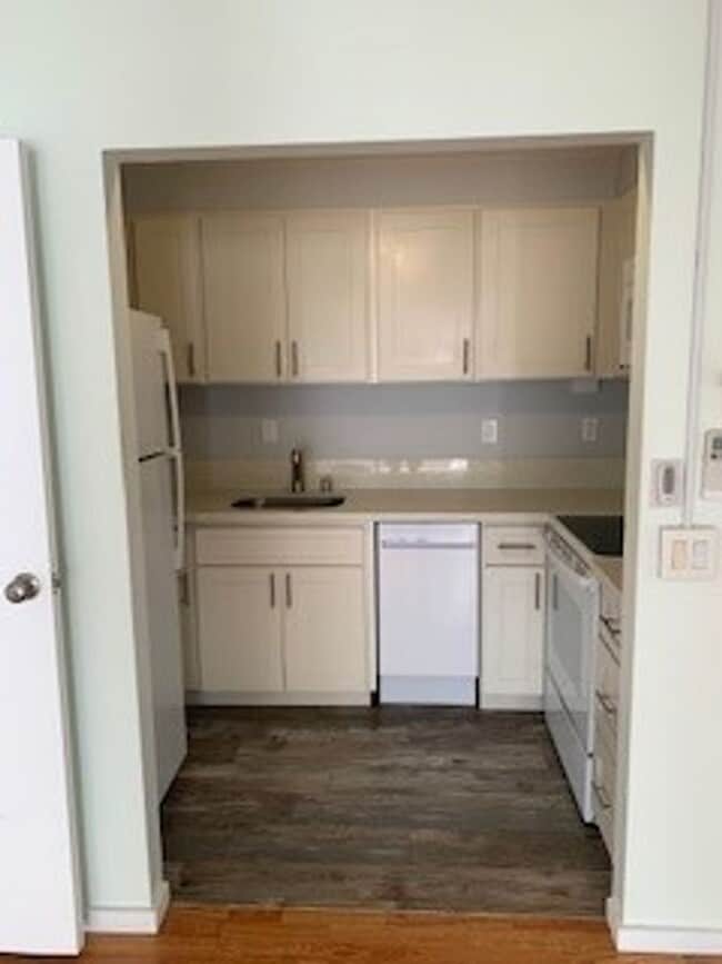 Building Photo - Waikiki