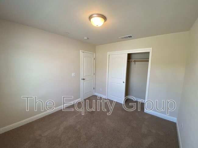 Building Photo - 3227 Ferro Ct