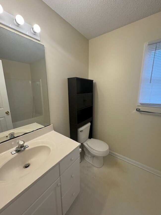 Building Photo - Jacobs Ridge