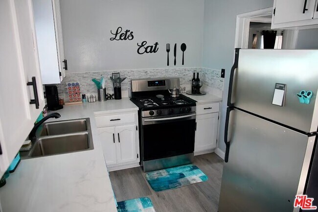 Building Photo - 7301 5th Ave