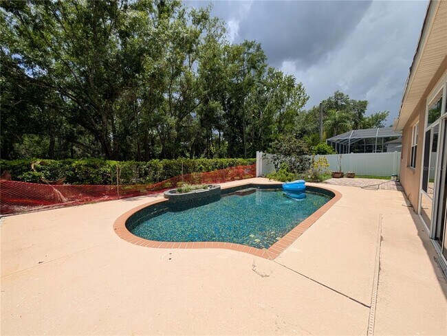 Building Photo - 6535 Meandering Way