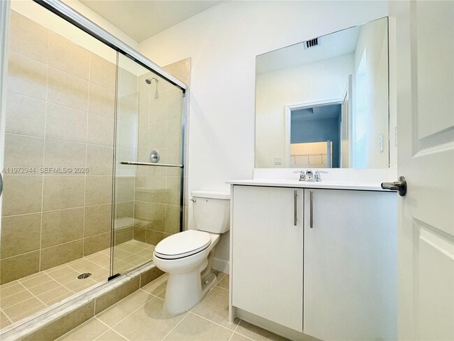 Building Photo - 223 NW 11th Ct