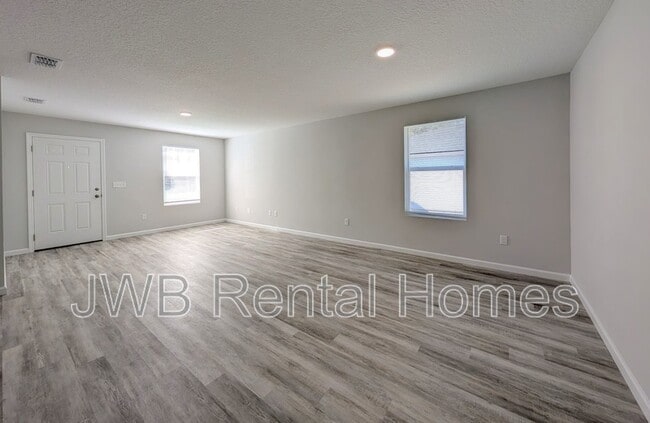 Building Photo - 8455 Buttercup St