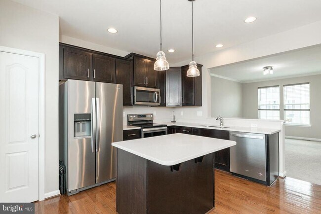 Building Photo - 227 Schramm Lp