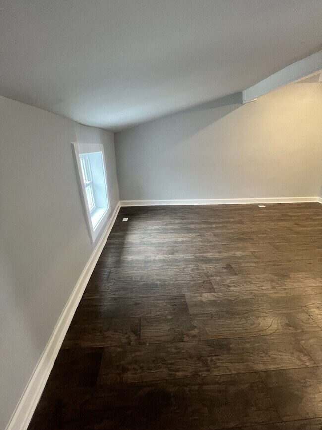 Building Photo - 1212 W Lombard St