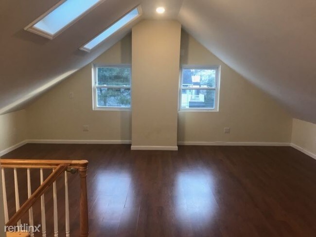 Building Photo - 151 Fairview Ave