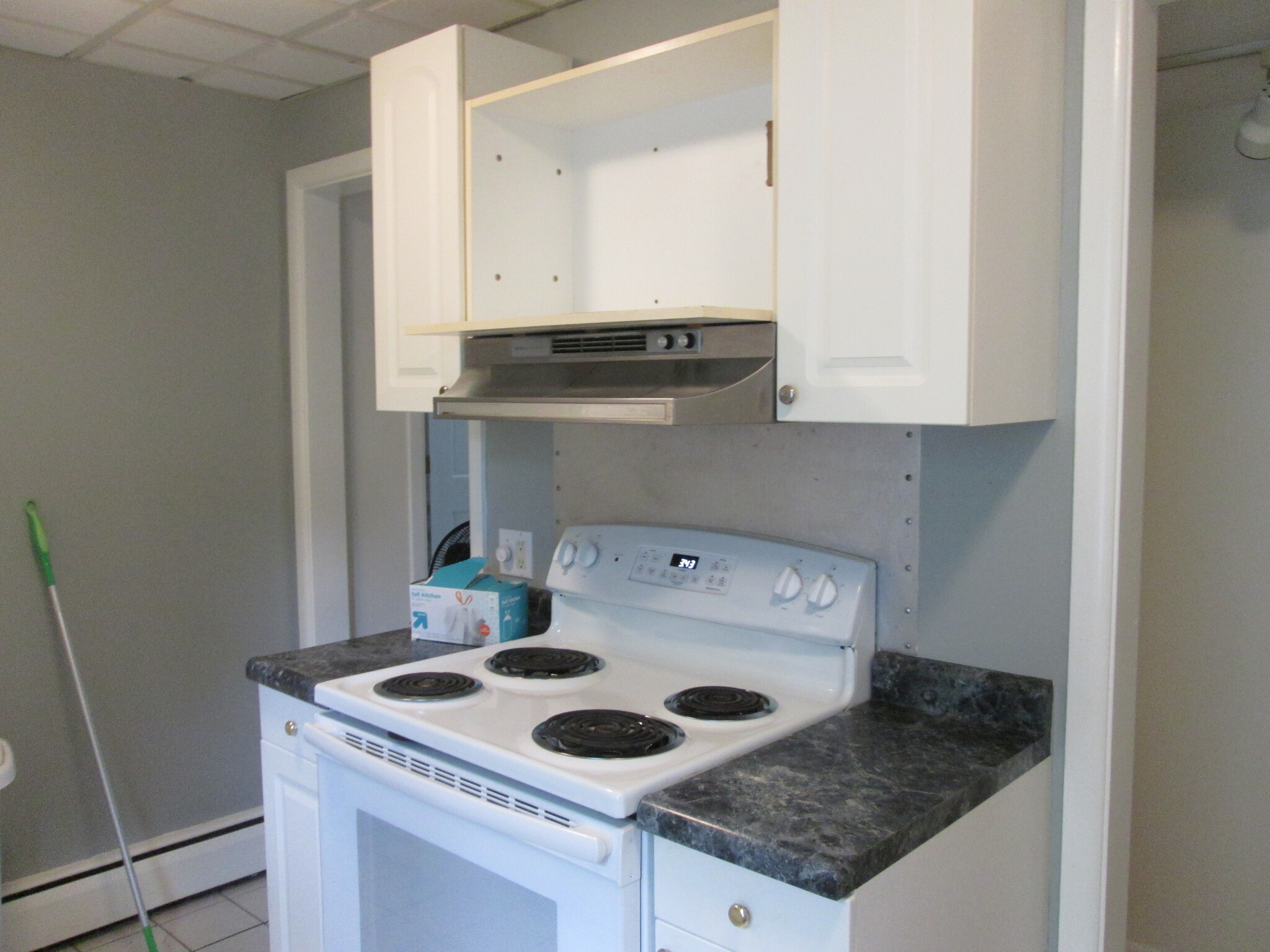 kitchen (2) - 503 N Sherman Ave