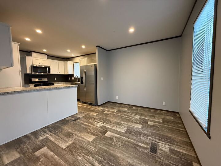 Building Photo - 11960 Springbrook Ct