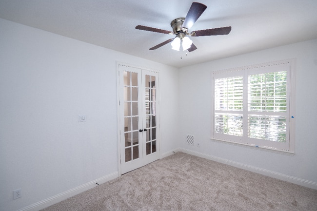 Building Photo - 13966 Clusterberry Dr