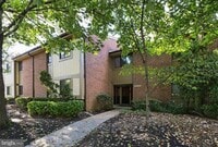 Building Photo - 203 CYPRESS Cir