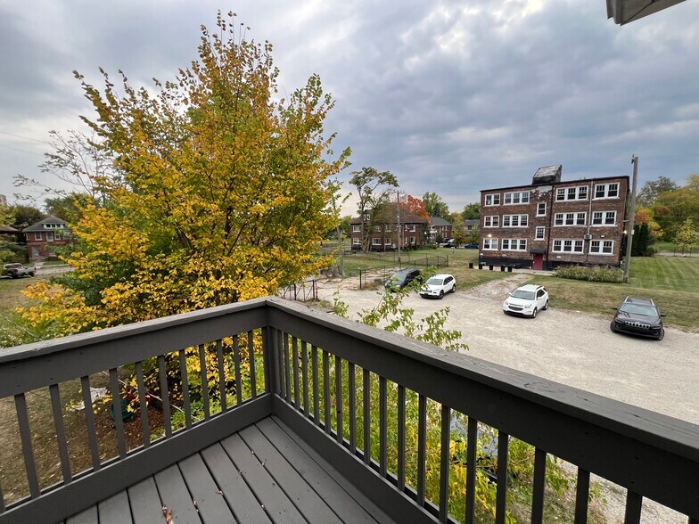 Building Photo - 1943 W Bethune St