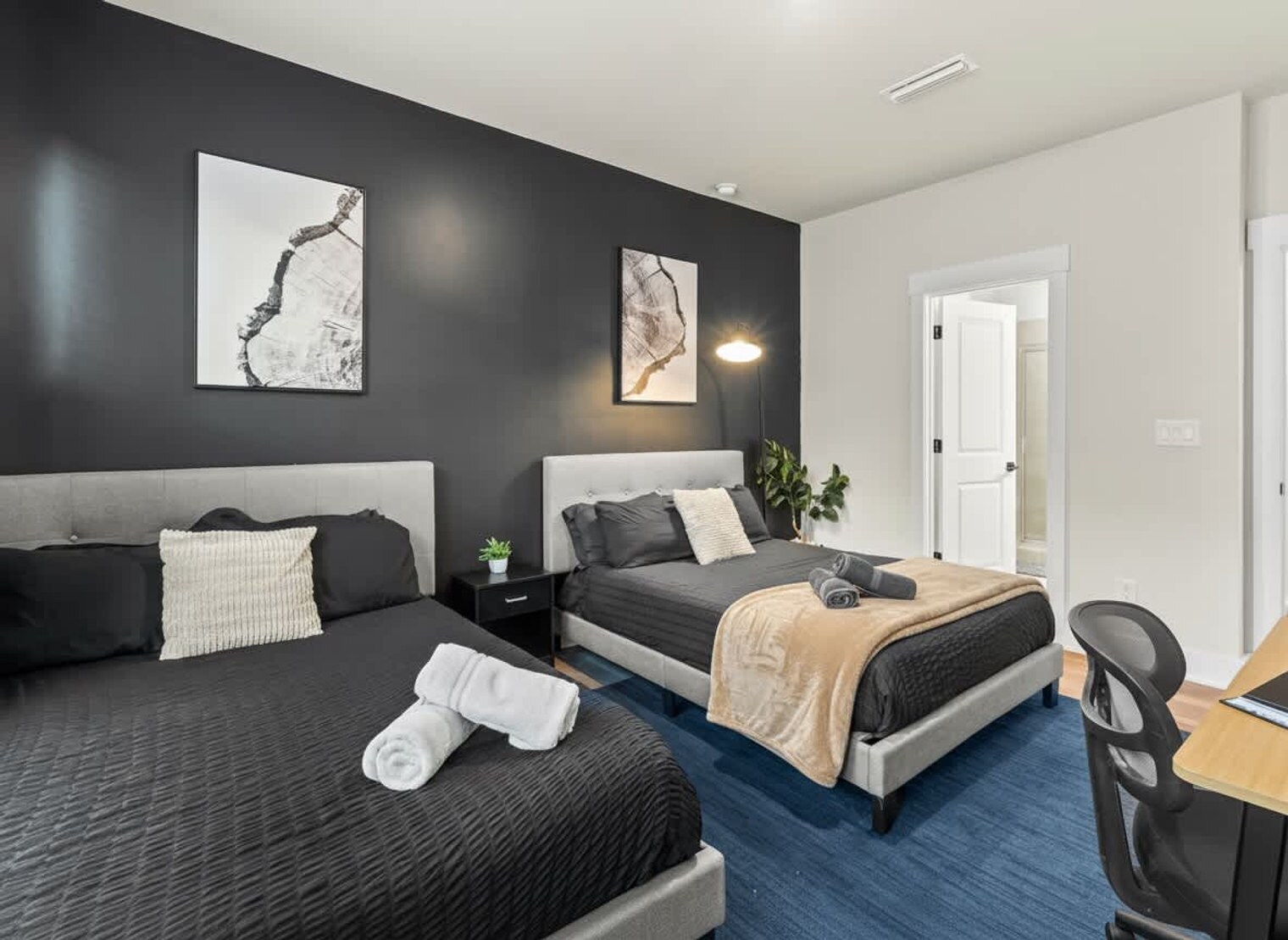 Building Photo - 3019 Jolene Ct