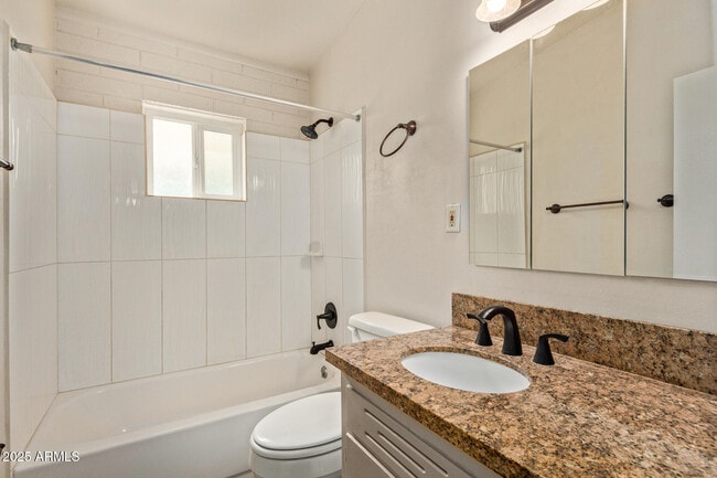 Building Photo - 7045 E Wilshire Dr