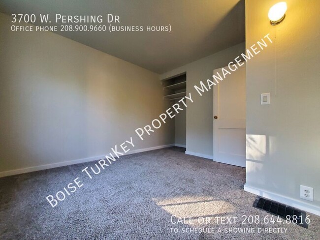 Building Photo - 3700 Pershing Dr
