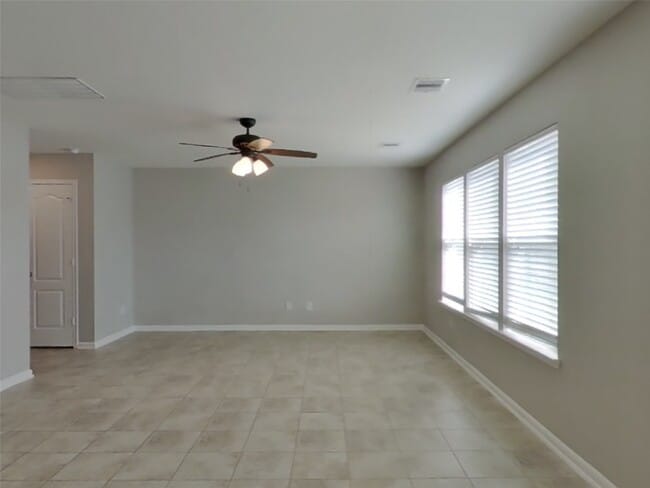 Building Photo - 5342 Castle Discordia St