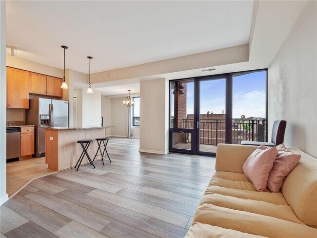 Building Photo - 500 E Grant St