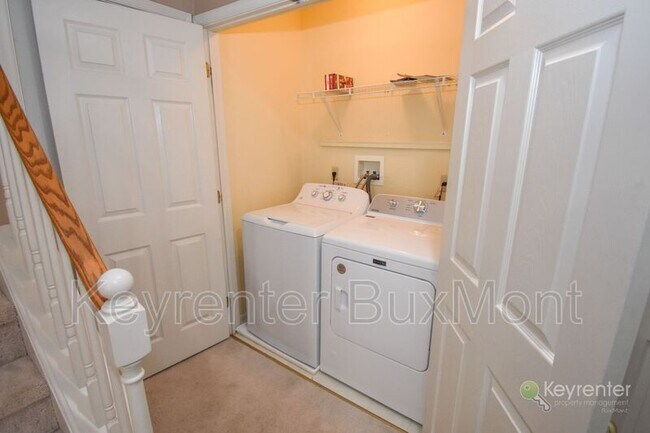 Building Photo - 109 Meadow View Ln