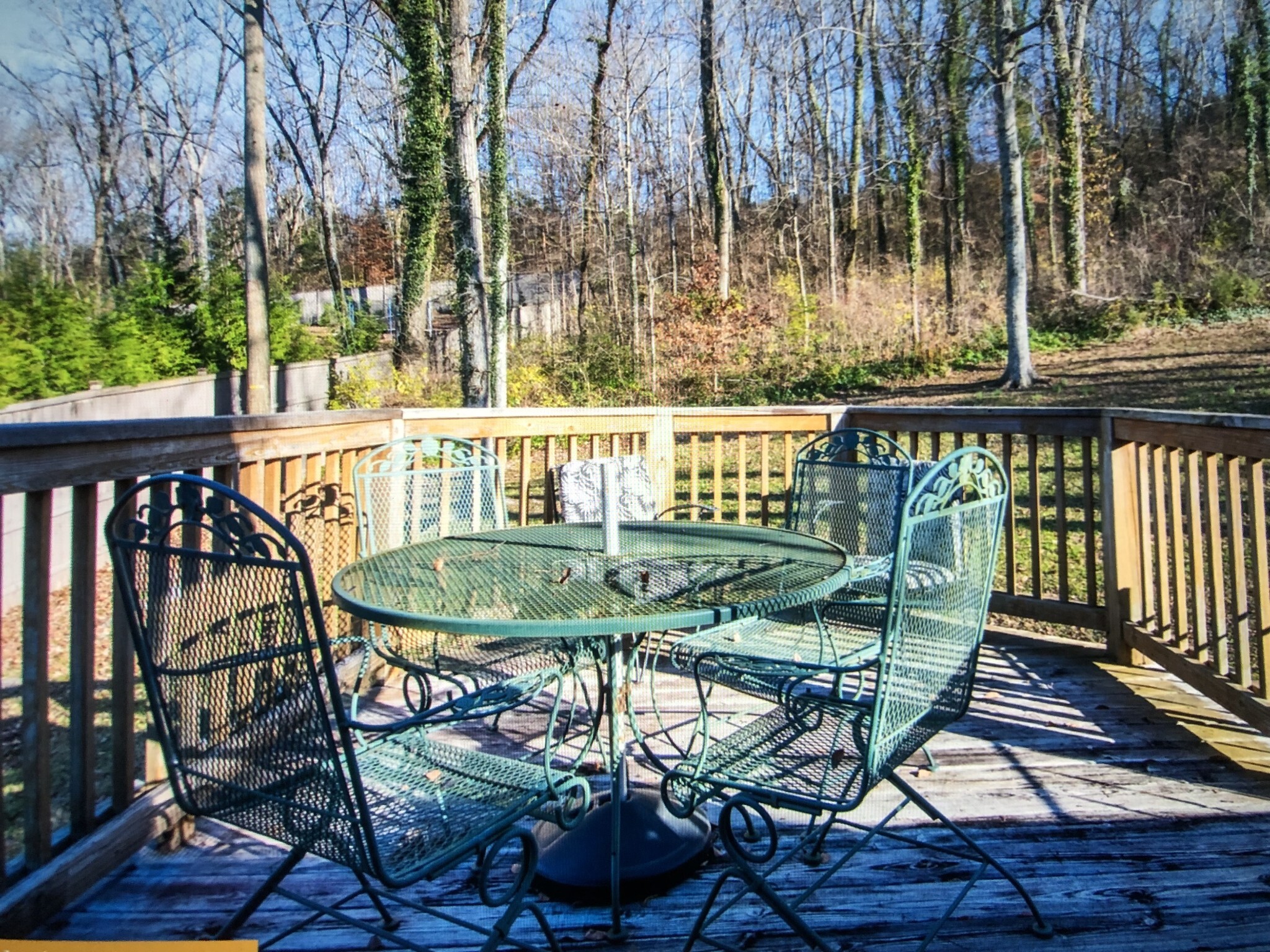 Building Photo - 4517 Beacon Dr