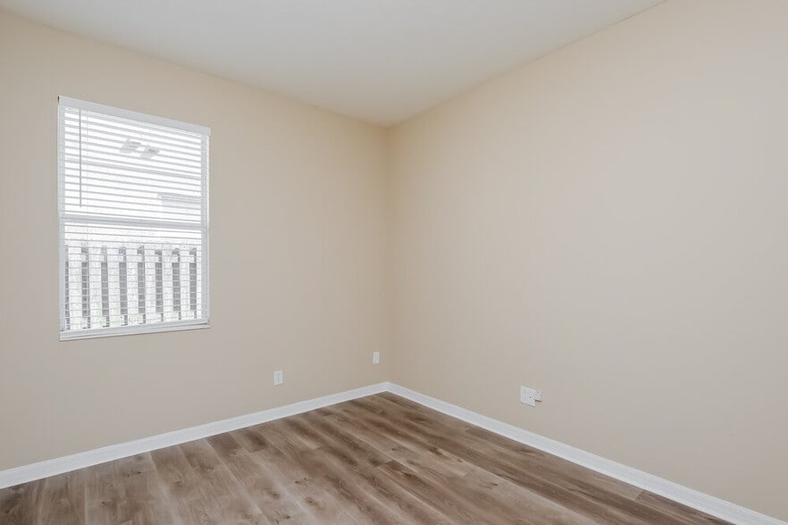 Building Photo - 5234 Clover Mist Dr