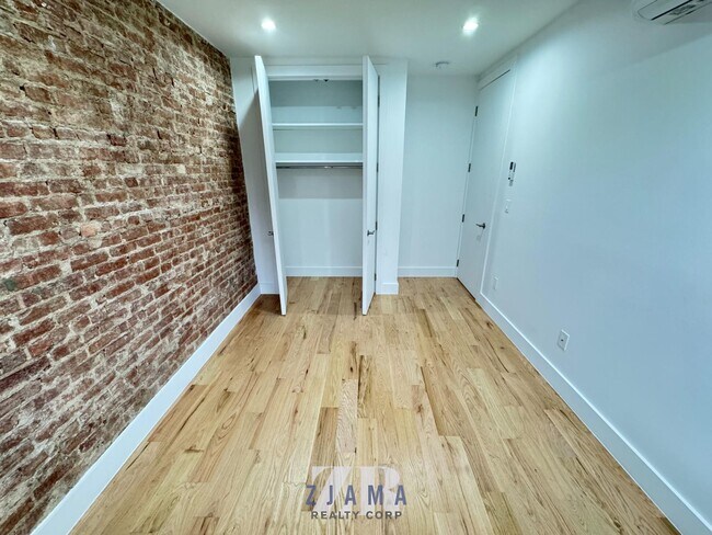 Building Photo - 1252 Flatbush Ave