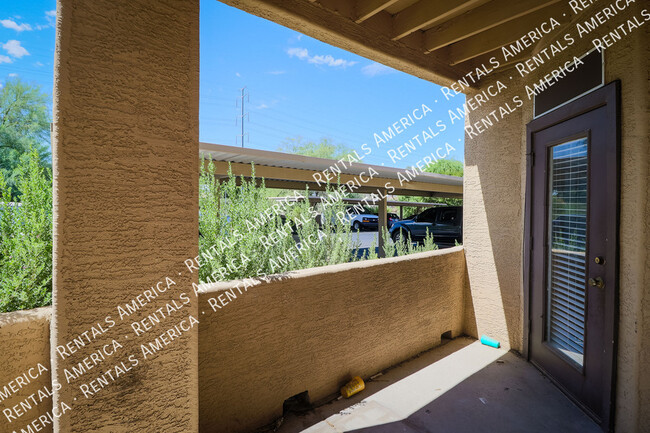 Building Photo - 2 Bed 2 Bath Scottsdale Condo