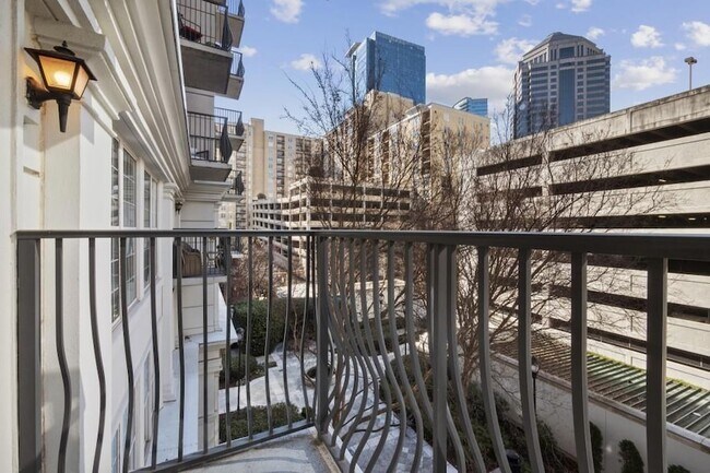 Building Photo - 195 14th St NE