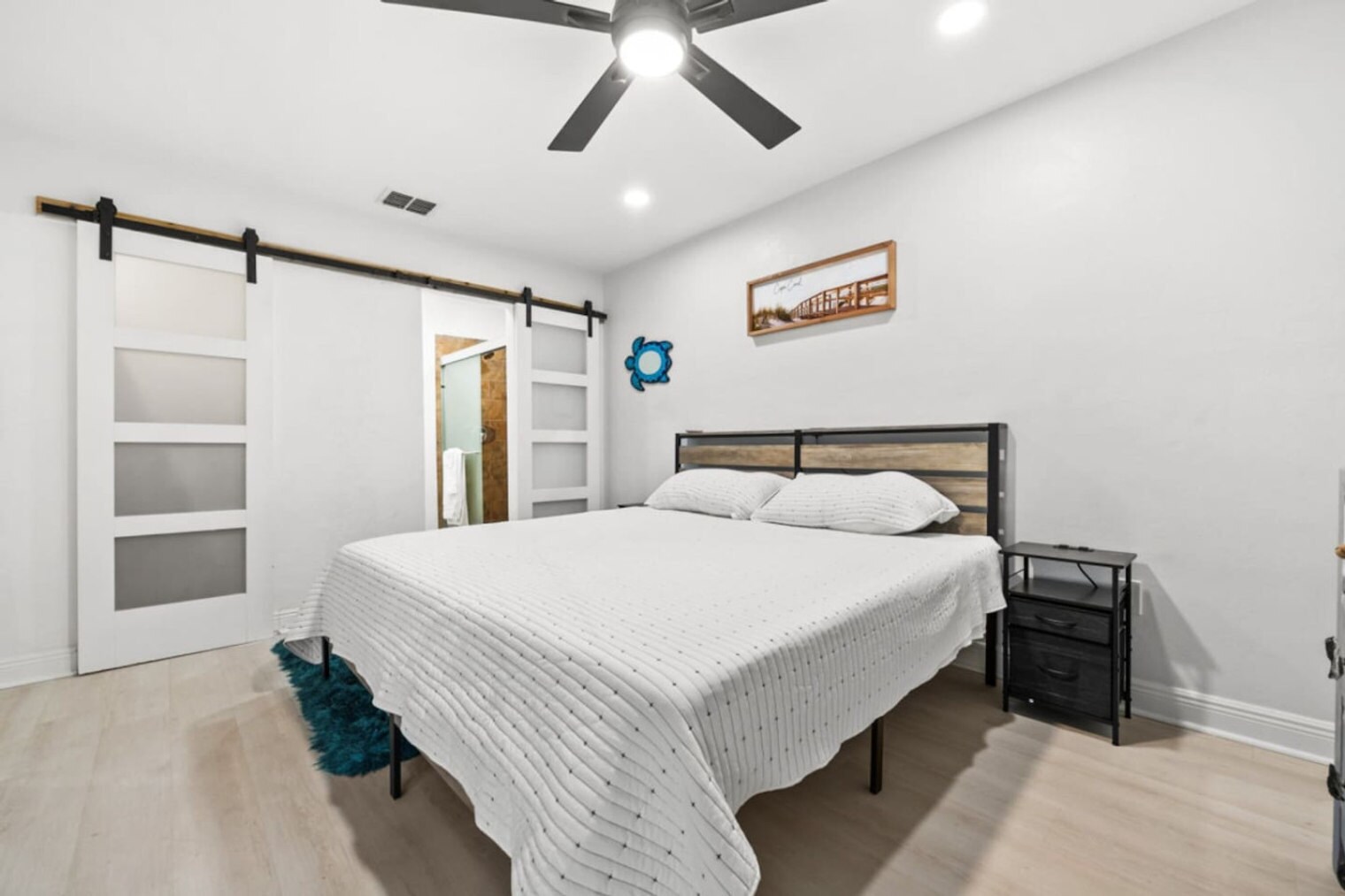 Building Photo - 1019 SE 40th St