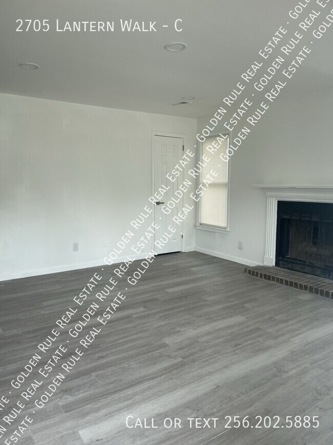 Building Photo - 2705 Lantern Walk SE