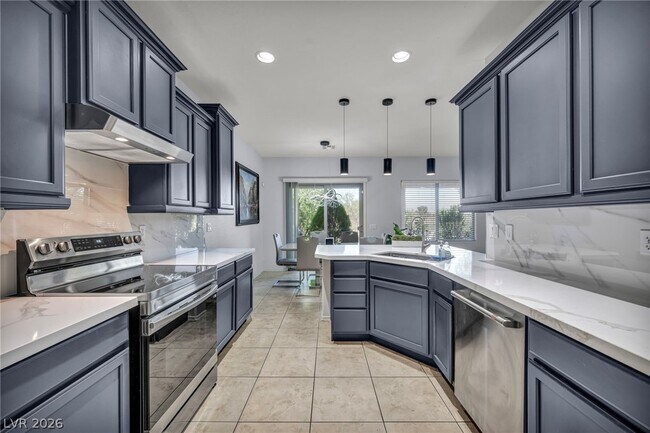 Building Photo - 3787 Budenny Dr