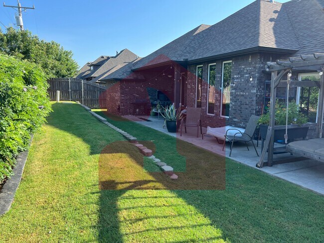 Building Photo - 17413 Melville Ln